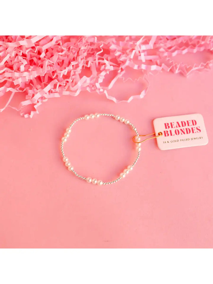 ILY Pearl Bracelet in Silver